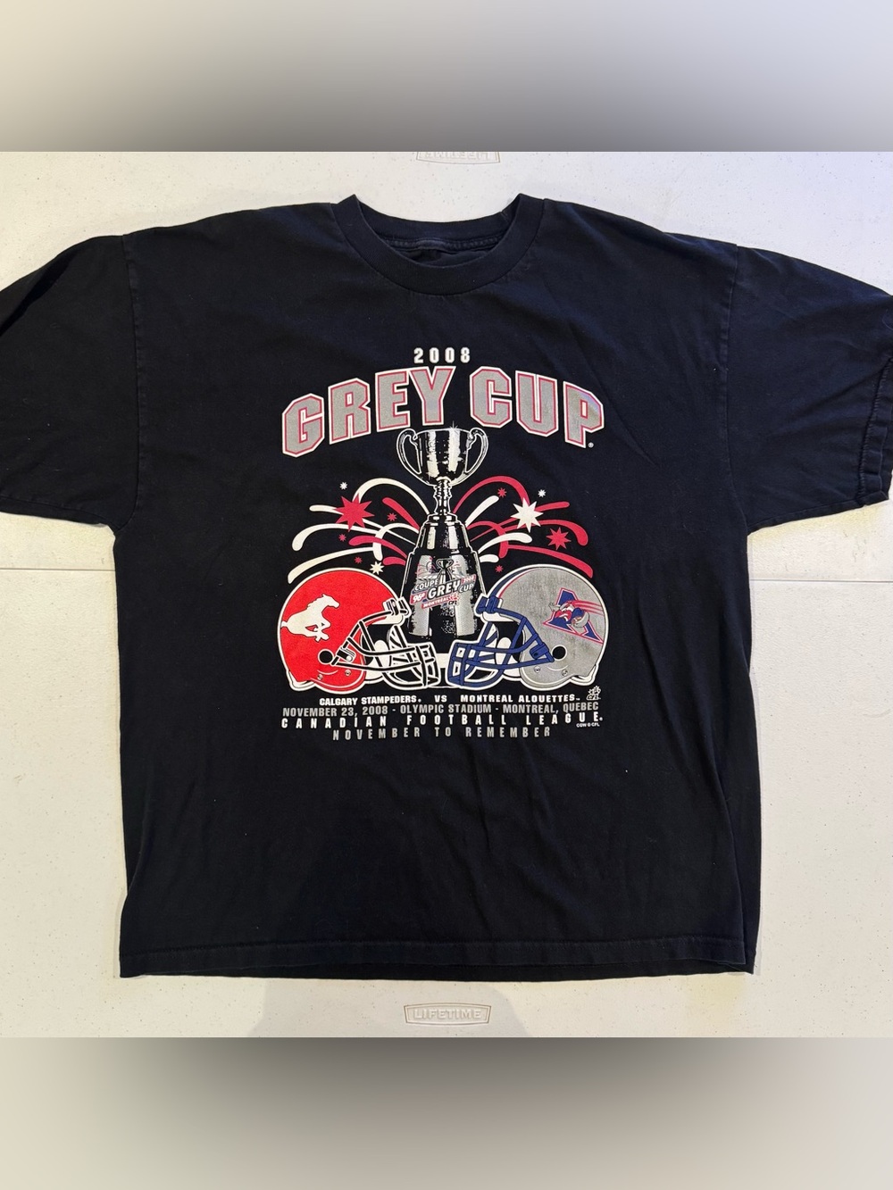 2008 CFL Football Grey Cup t shirt size large Toronto vs Calgary